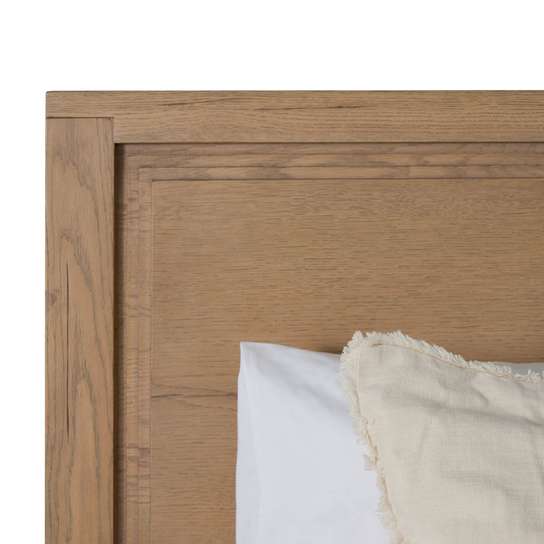 Wren Oak Wood Bed