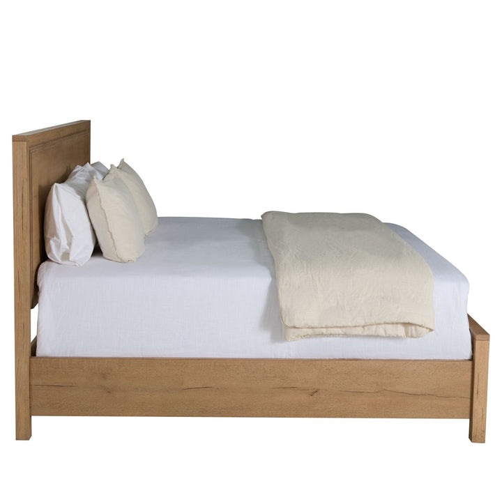 Wren Oak Wood Bed