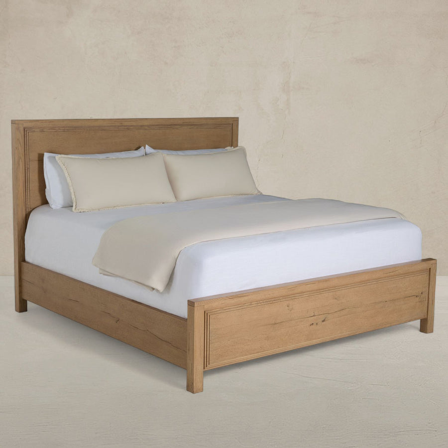Wren Oak Wood Bed