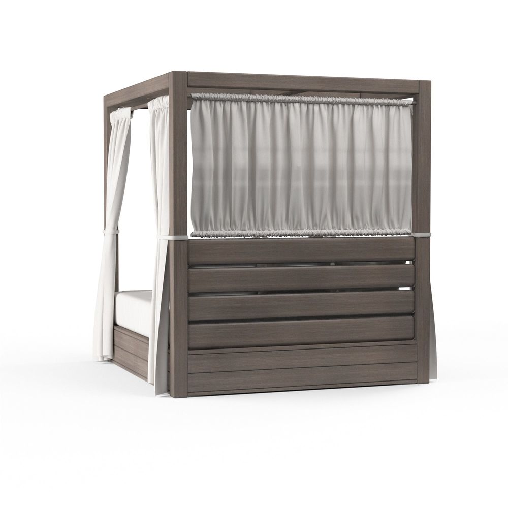 Outdoor Daybeds Laguna Resort King Daybed in Canvas Flax