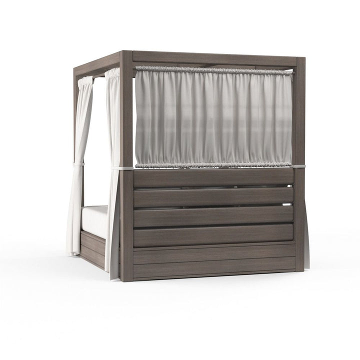 Outdoor Daybeds Laguna Resort King Daybed in Canvas Flax