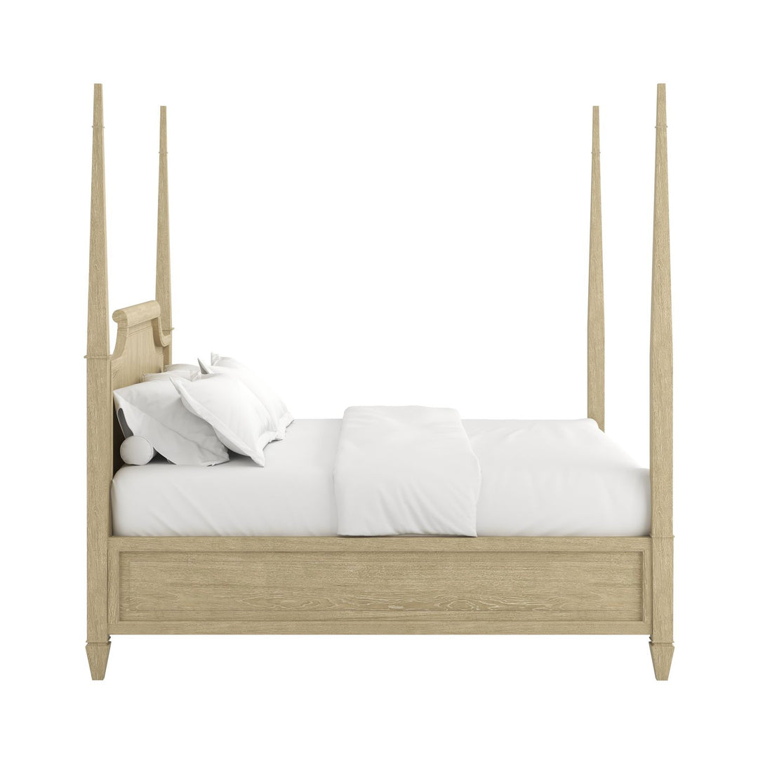 Eave Panel King Bed — Sundrenched Oak