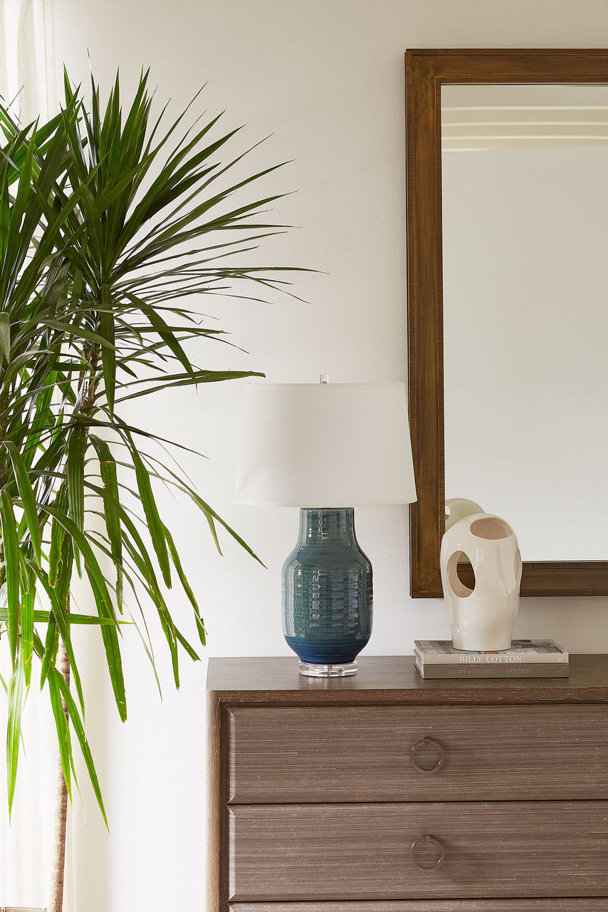 Laramie Vase, Blanc de Chine