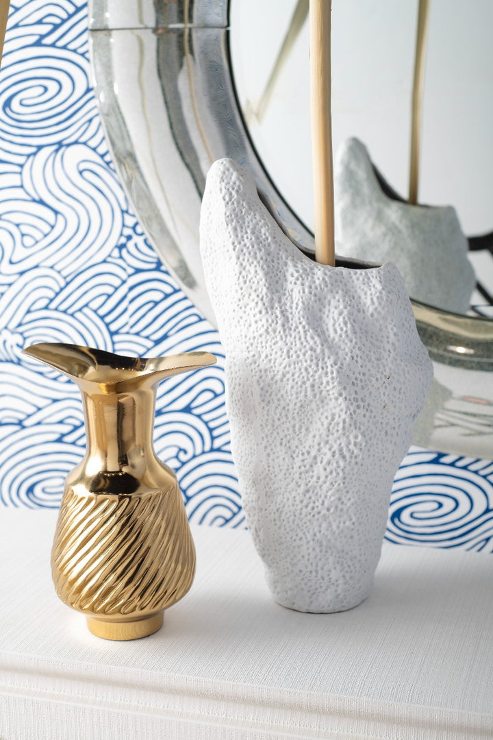 Manile Vase, Brass
