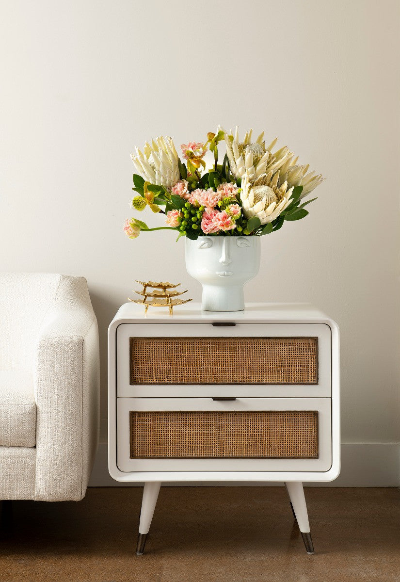 Nico Vase, Cool White
