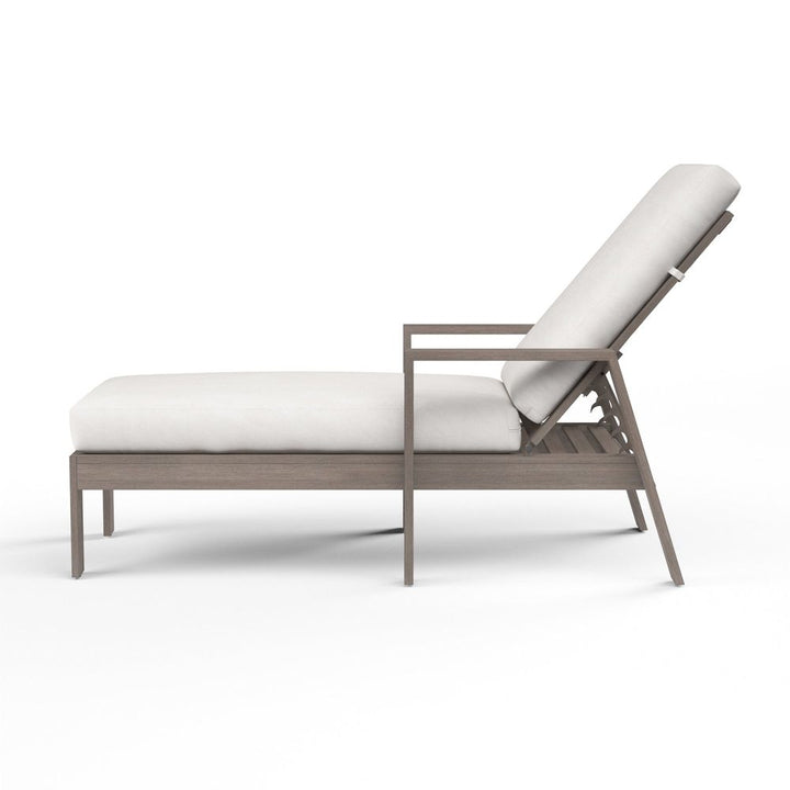 Outdoor Chaises Laguna Chaise Lounge in Canvas Flax, No Welt