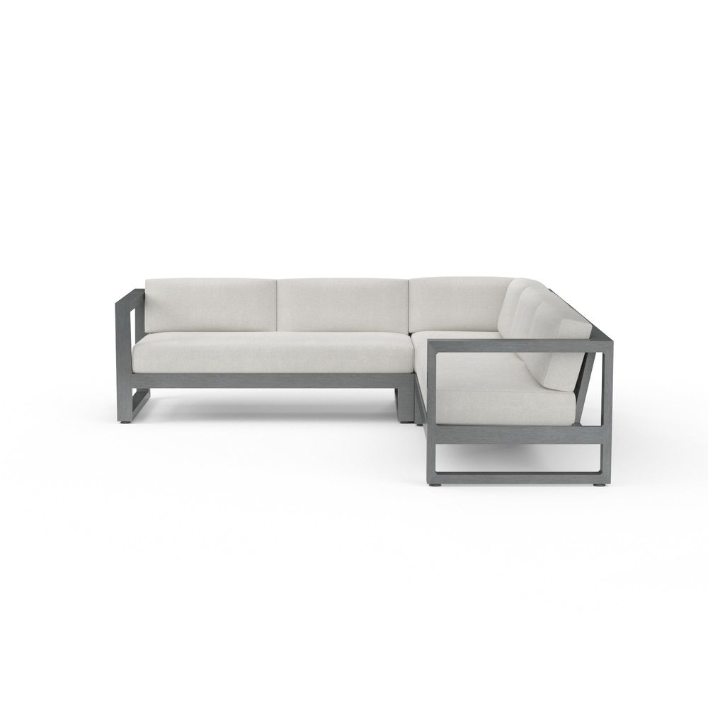 Outdoor Sofas and Sectionals Redondo Sectional in Cast Silver, No Welt