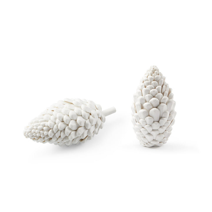 Laying Pine Cone, Blanc de Chine