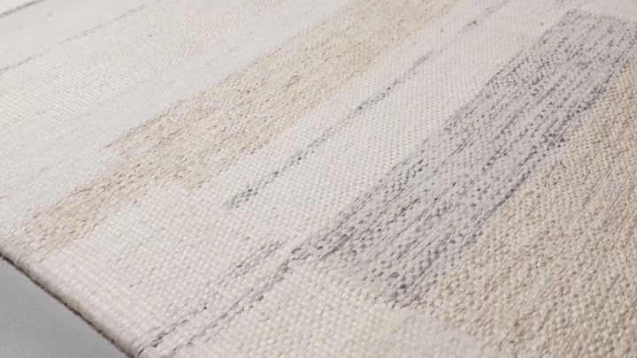 Loloi Evelina Ivory / Beige 18" x 18" Sample Rug