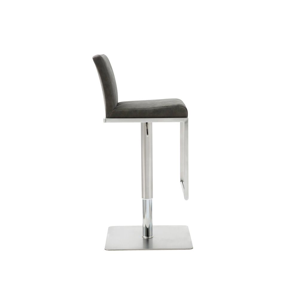 Clay Barstool