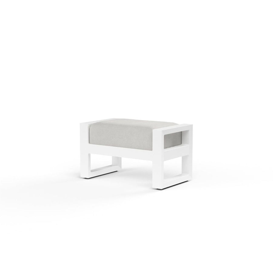 Outdoor Ottomans Newport Ottoman in Cast Silver, No Welt