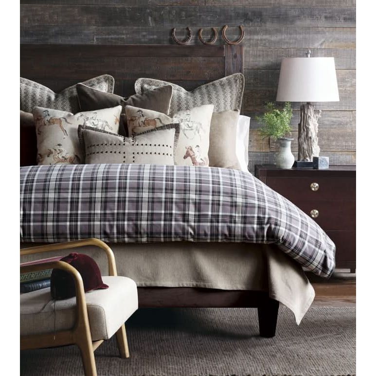 Pillows Dorita Nailheads Decorative Pillow