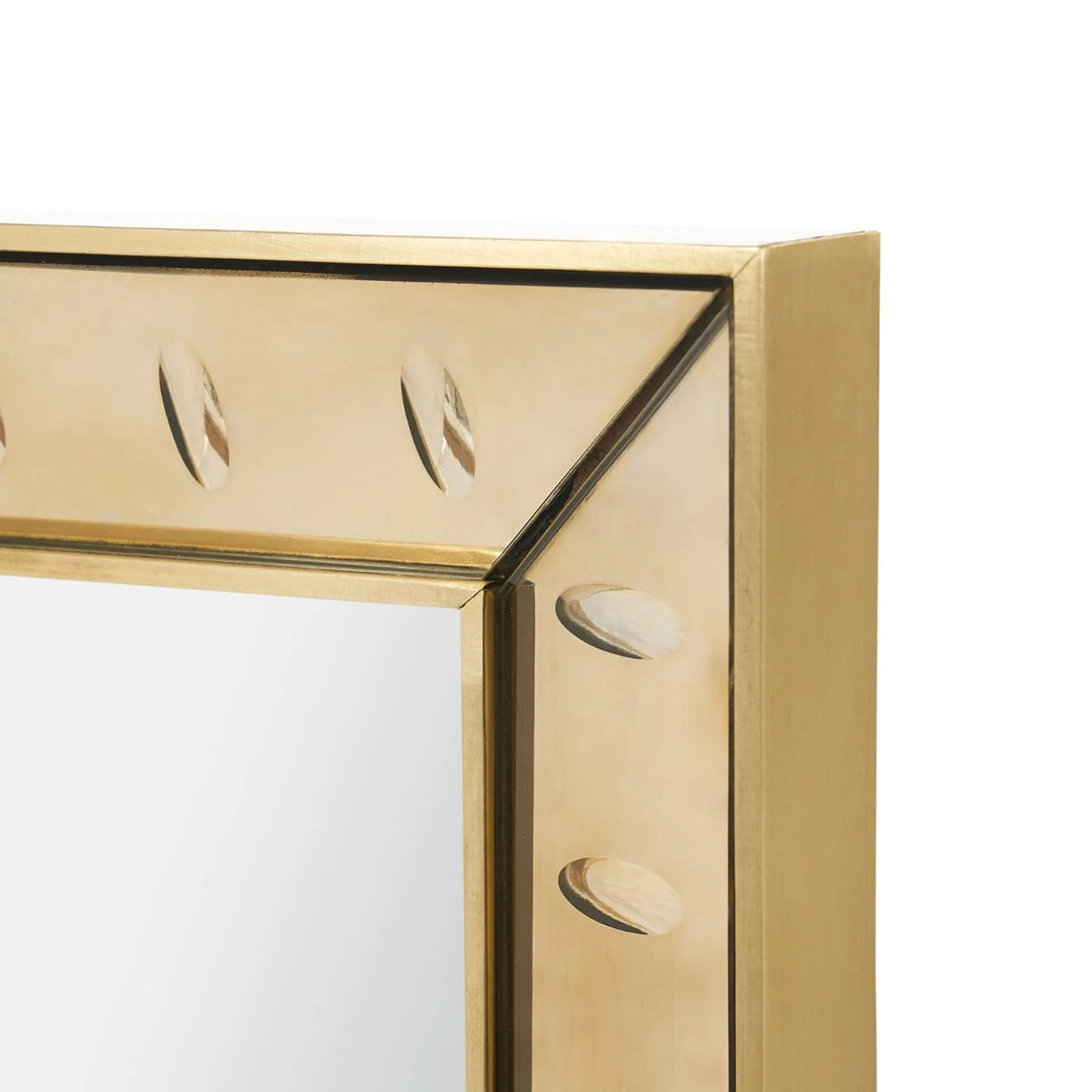 Reese Mirror