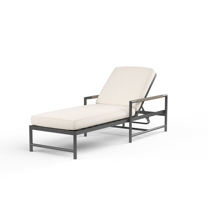 Outdoor Chaises Pietra Chaise in Echo Ash, No Welt