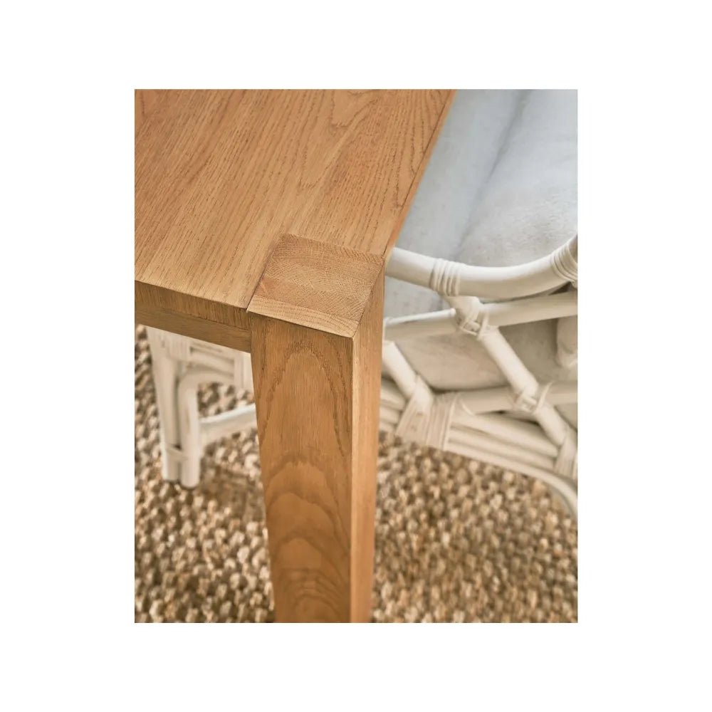 Weekender Dining Table
