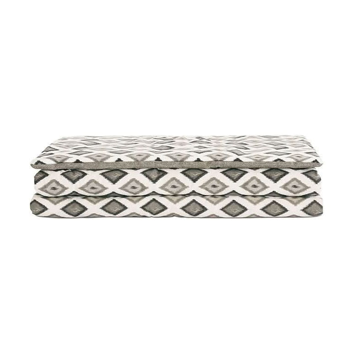 Bedding: Bed Scarves Serena Geometric Bed Scarf