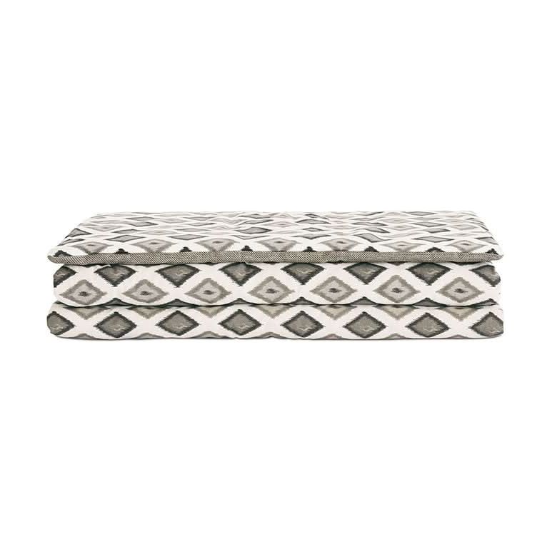Bedding: Bed Scarves Serena Geometric Bed Scarf