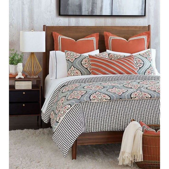 Bedding: Shams Shimmering Sham