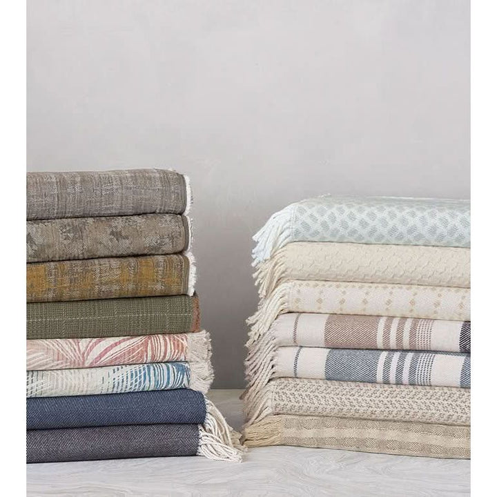 Zoe Ivory Throw