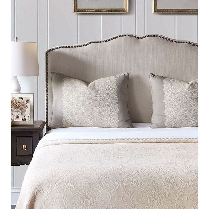 Bedding: Shams Shaggy Silver Sham