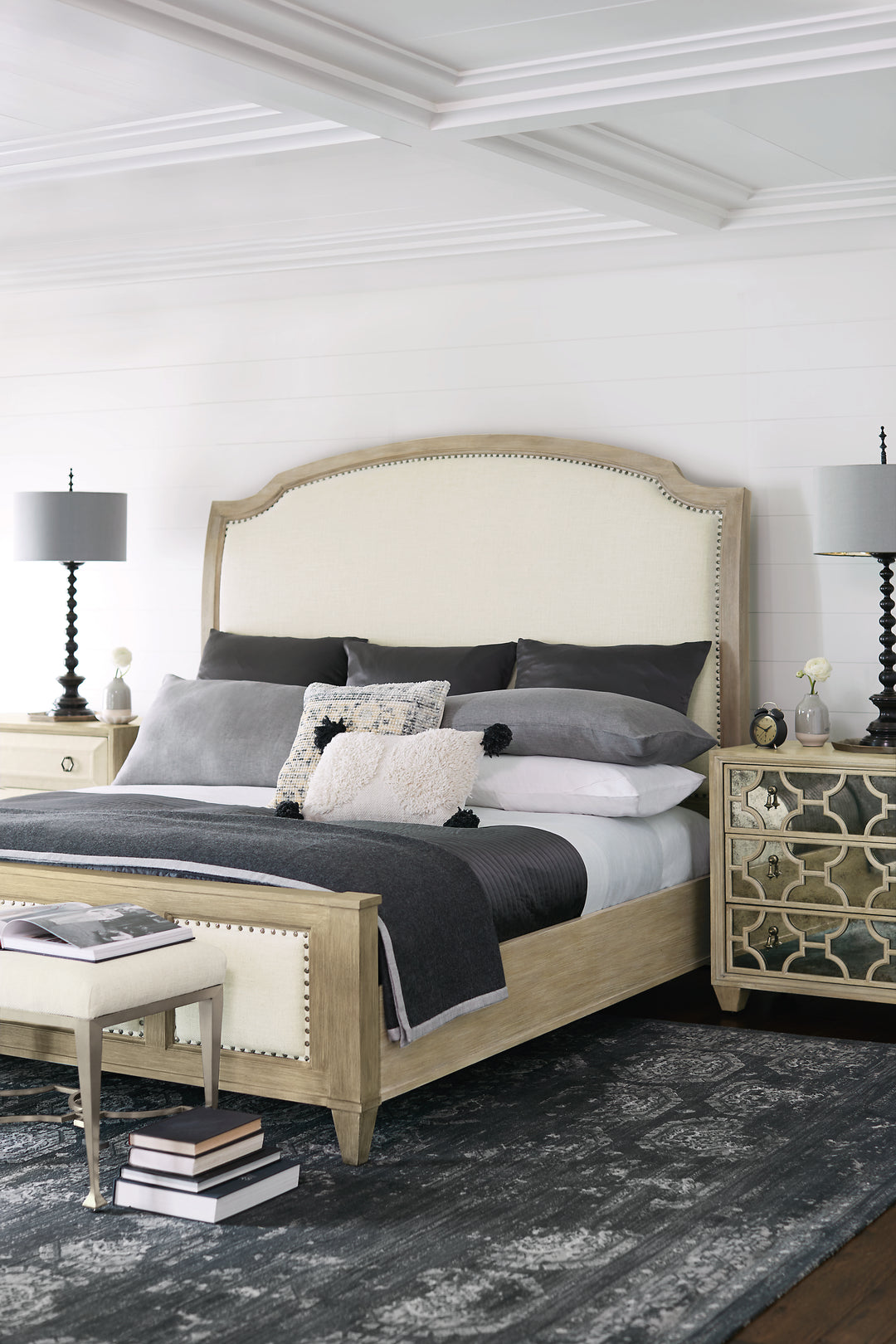 Santa Barbara Mirrored Nightstand