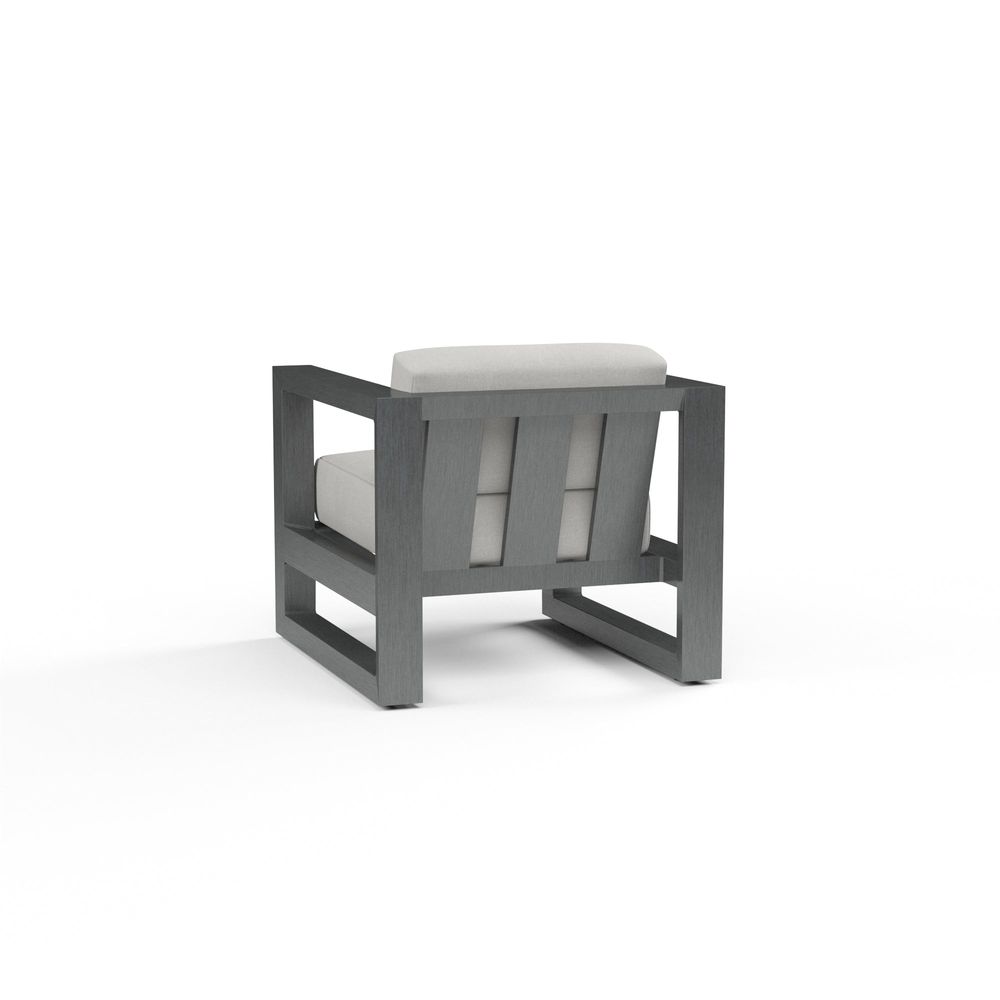 Outdoor Lounge Chairs Redondo Club Chair in Cast Silver, No Welt