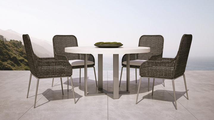 Del Mar Round Outdoor Dining Table