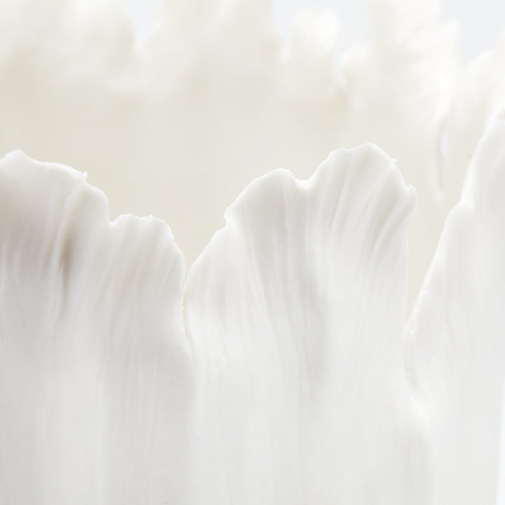 Tulip Vase, Blanc de Chine