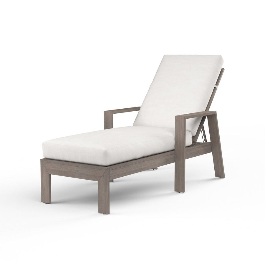 Outdoor Chaises Laguna Chaise Lounge in Canvas Flax, No Welt