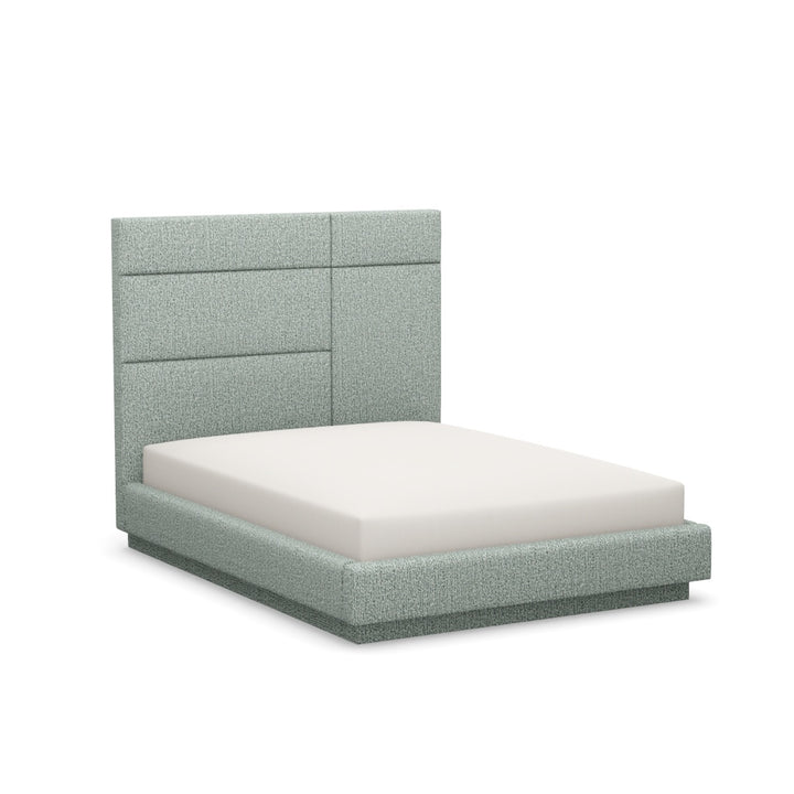 Interlude Home Quadrant Queen Bed Pool