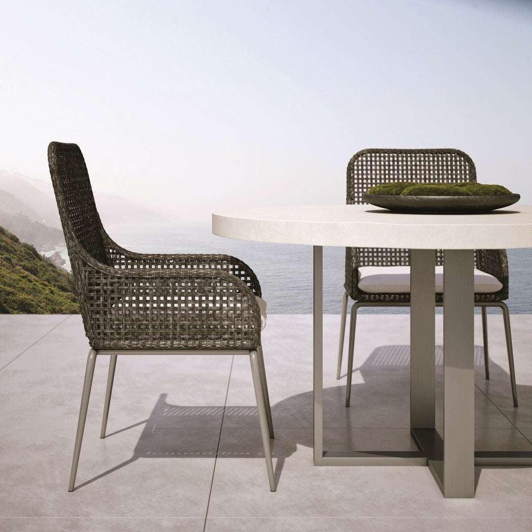 Del Mar Round Outdoor Dining Table