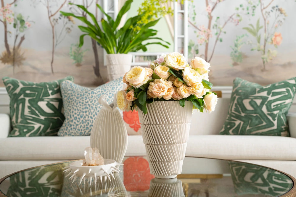 Vega Vase, Blanc de Chine