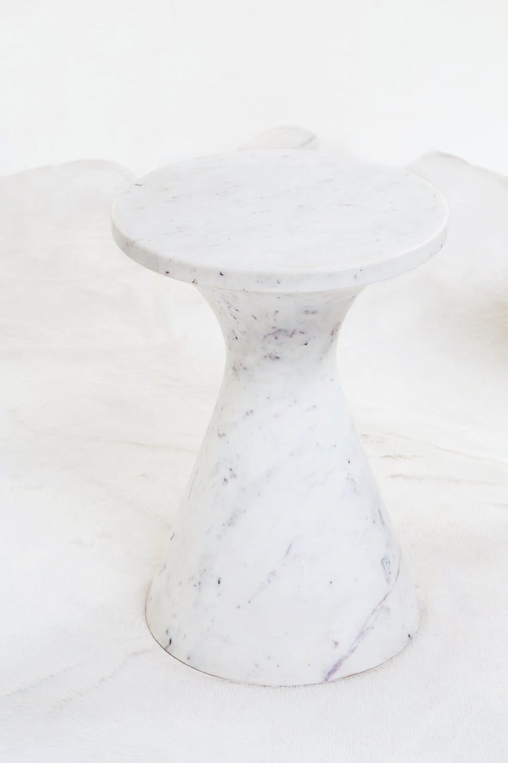 Isabelle Drink Table