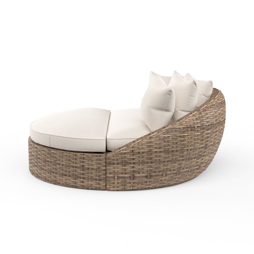 Outdoor Daybeds Havana Round Daybed in Canvas Flax w/ Self Welt