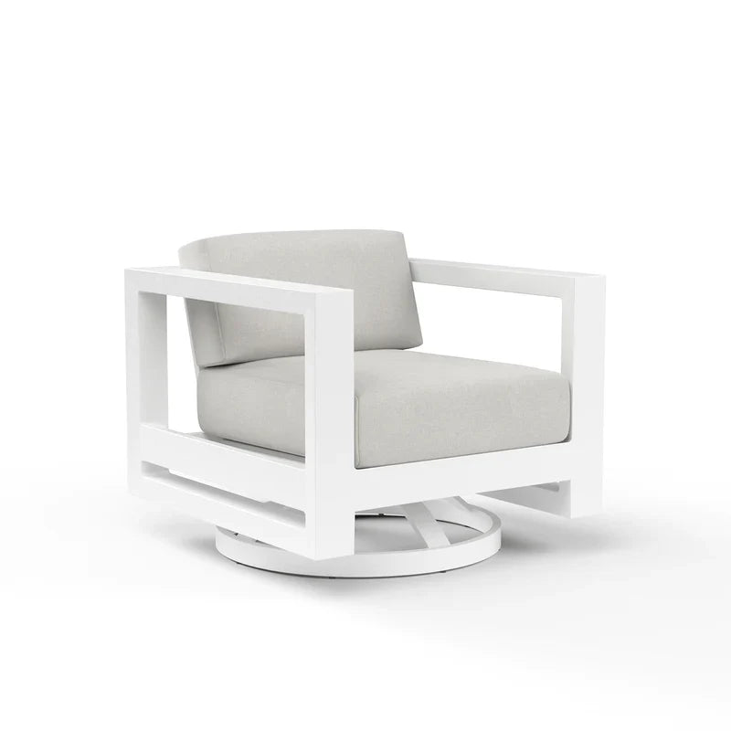 Outdoor Lounge Chairs Newport Swivel Club in Cast Silver, No Welt