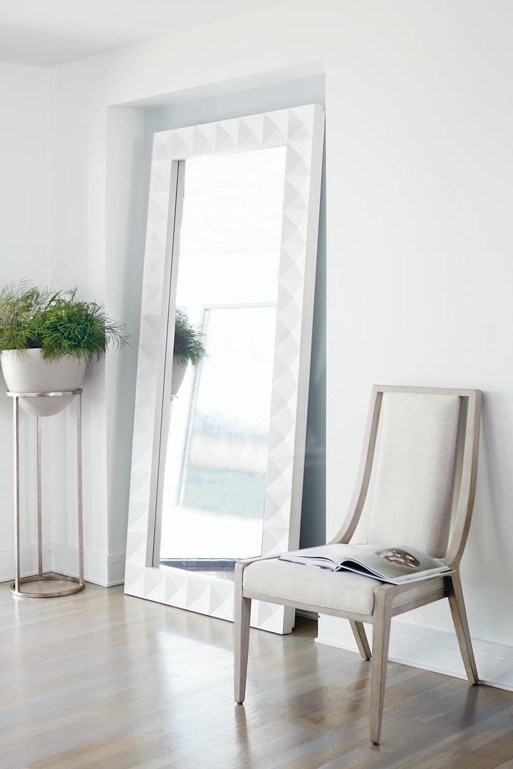Axiom Curved Side Chair
