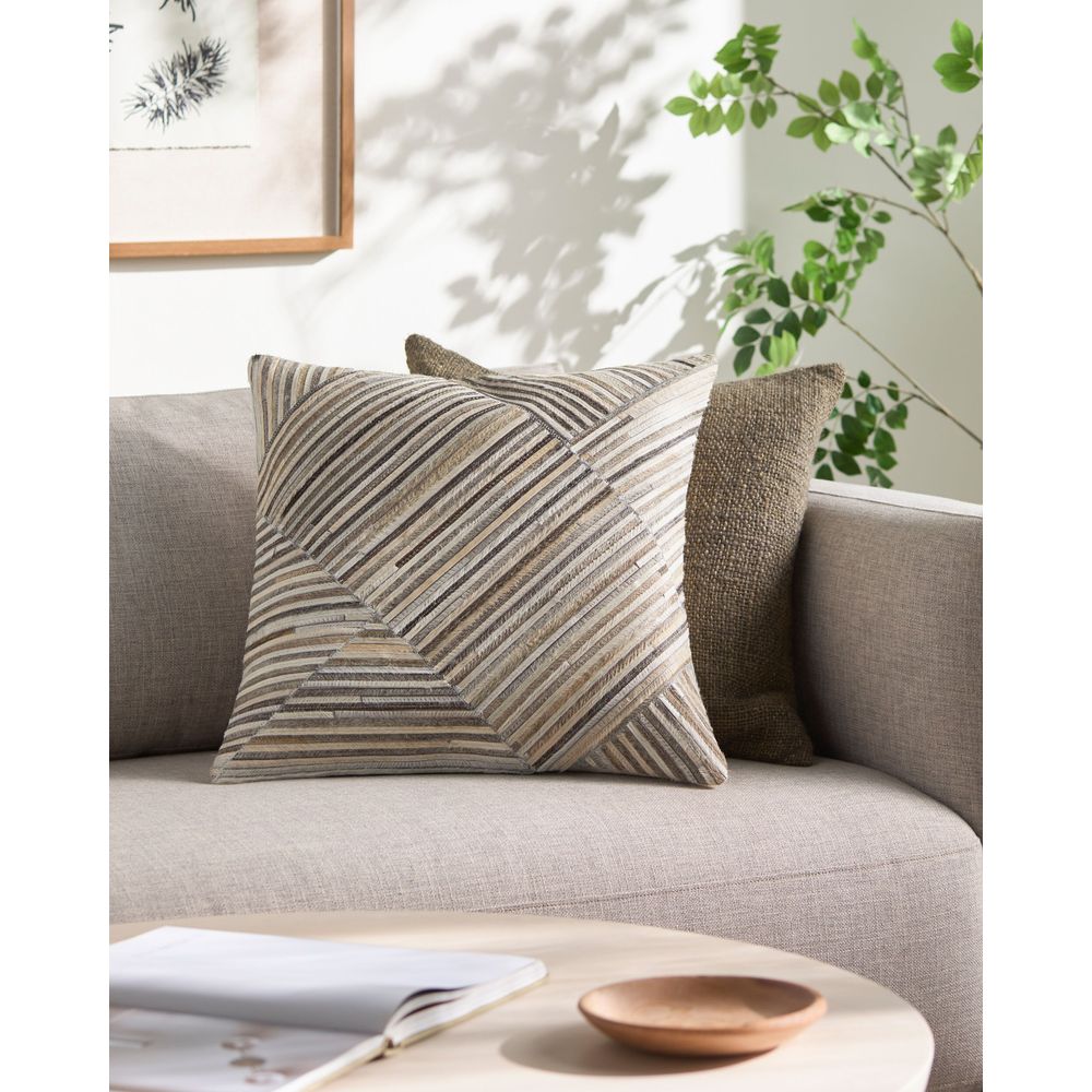 Zander Pillow