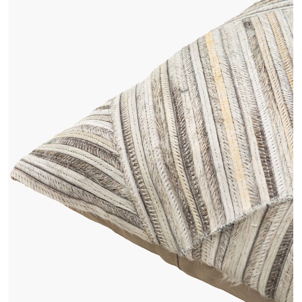 Zander Pillow