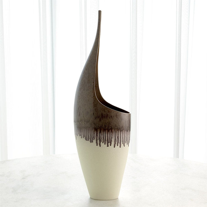 Curved Vase-Global Views-GVSA-1.10842-VasesTall Stem-Amethyst Drip-1-France and Son