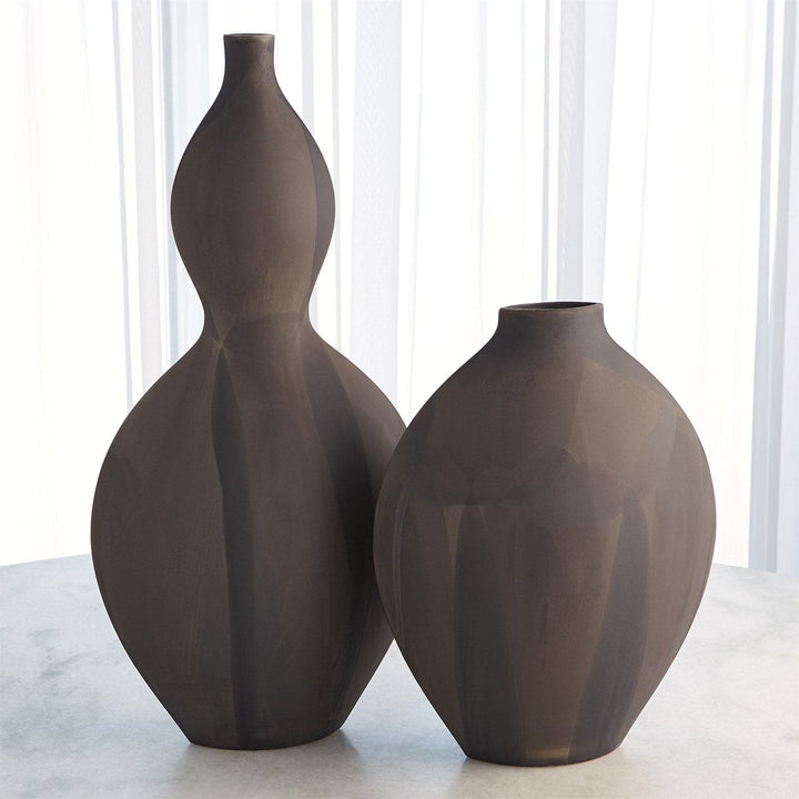 Helios Vases-Global Views-GVSA-7.10457-VasesLarge-Washed Terracotta-4-France and Son