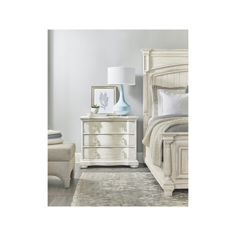 Three-Drawer Nightstand-Hooker-HOOKER-5961-90016-02-NightstandsWhite-3-France and Son