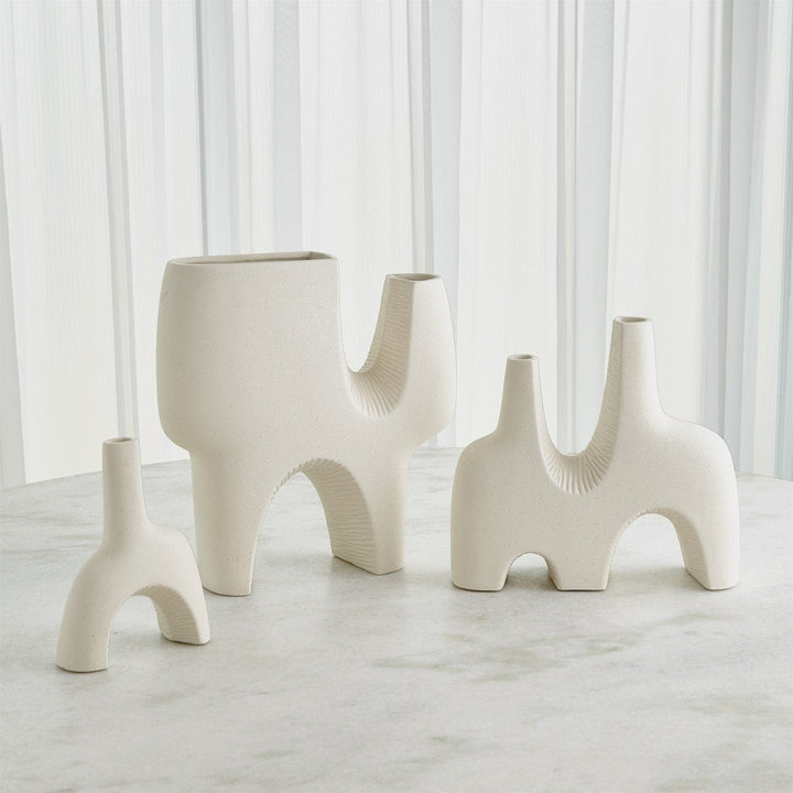 Cassel Vase - Matte White-Global Views-GVSA-7.10539-VasesLarge-3-France and Son