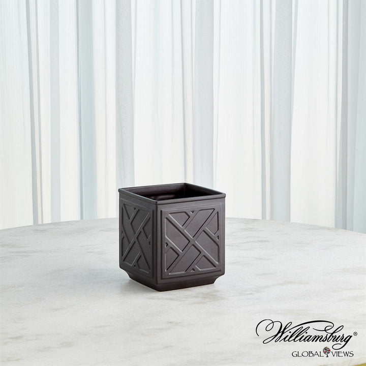 Chinoiserie Collection-Global Views-GVSA-4.10038-DecorBasic-Planter-Matte Black-9-France and Son
