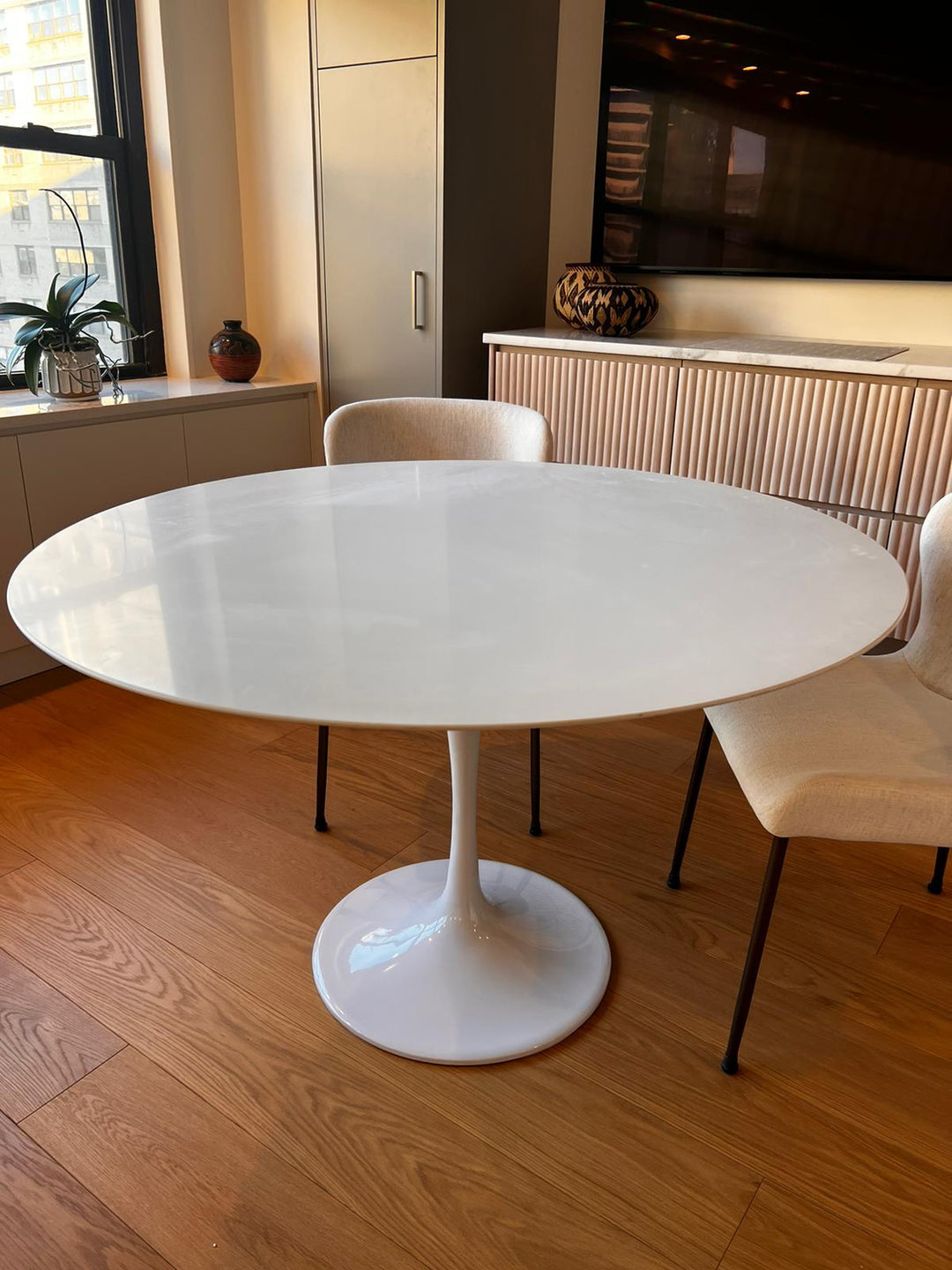 Quartz Pedestal Tulip Dining Table - Round-France & Son-RTQR36WHT-Dining Tables36" Diameter-6-France and Son