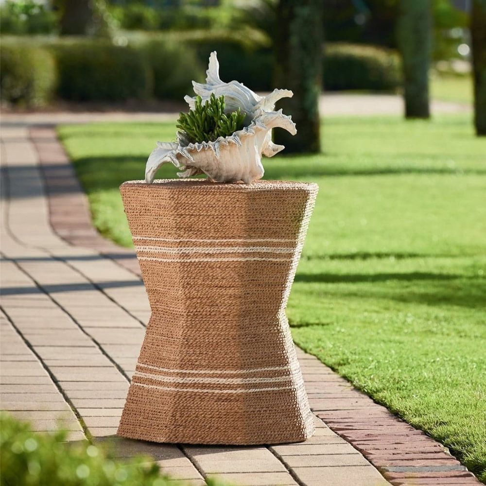 Universal Furniture Escape Side Table - Thumbnail 4